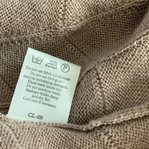 Pure Collection Silk and Cashmere Blend Mini Chevron Skirt - Picture 12 of 12